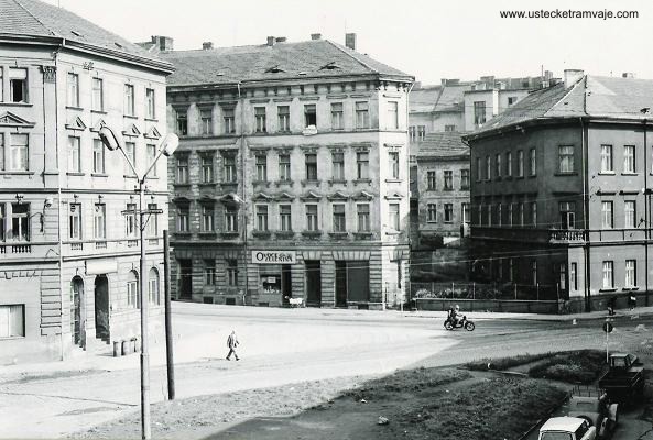 Kliknut�m okno zav�ete