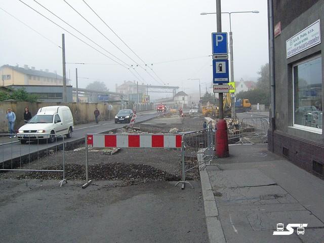 Kliknut�m okno zav�ete