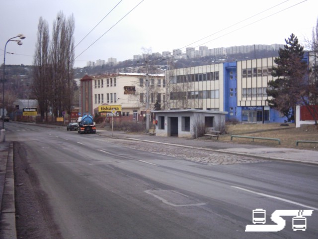 Kliknut�m okno zav�ete