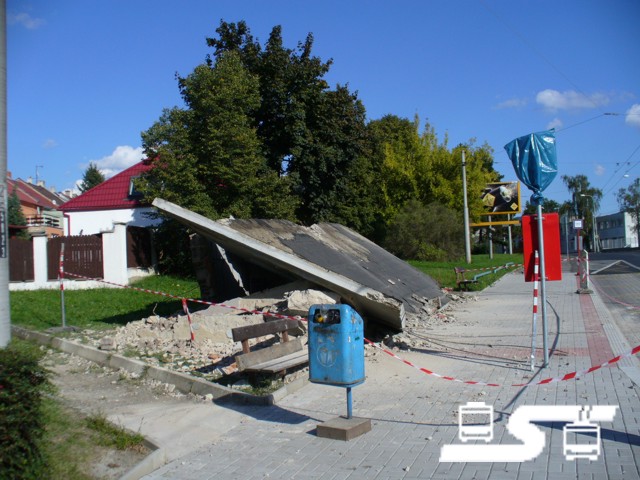 Kliknut�m okno zav�ete