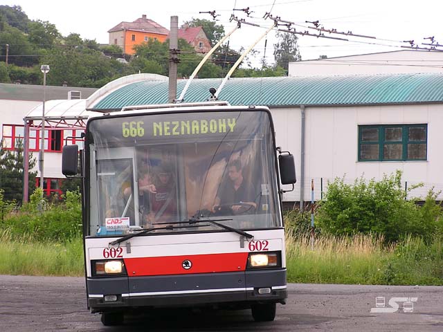 Kliknut�m okno zav�ete